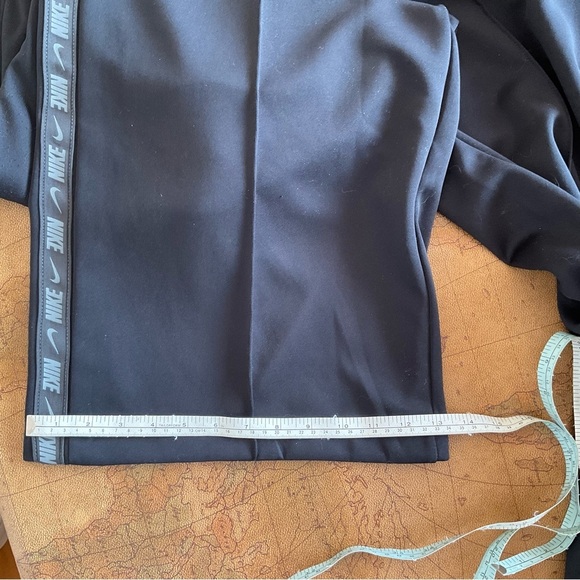 Nike Black Wide-Leg Pants with Side Stripe - Picture 7 of 8